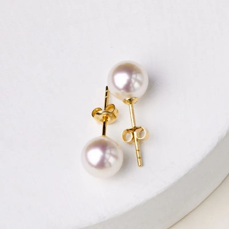 Minimal Pearl Earrings